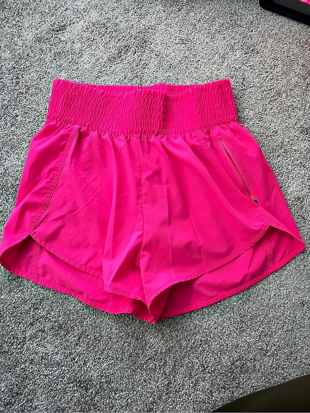 High-Rise Lined Short 4" Pink Medium